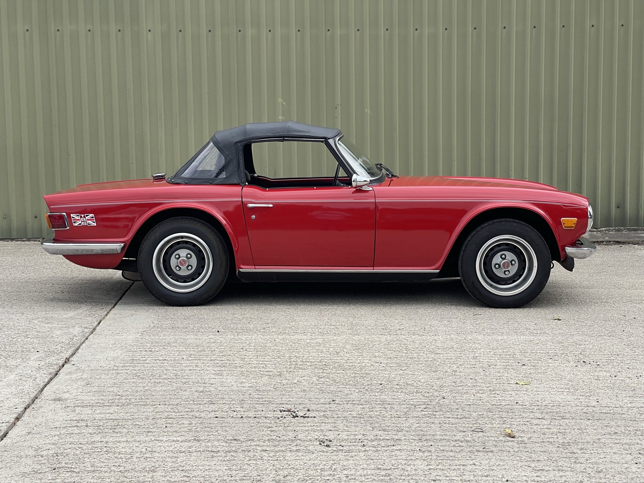 Triumph TR6 LHD, foto 4
