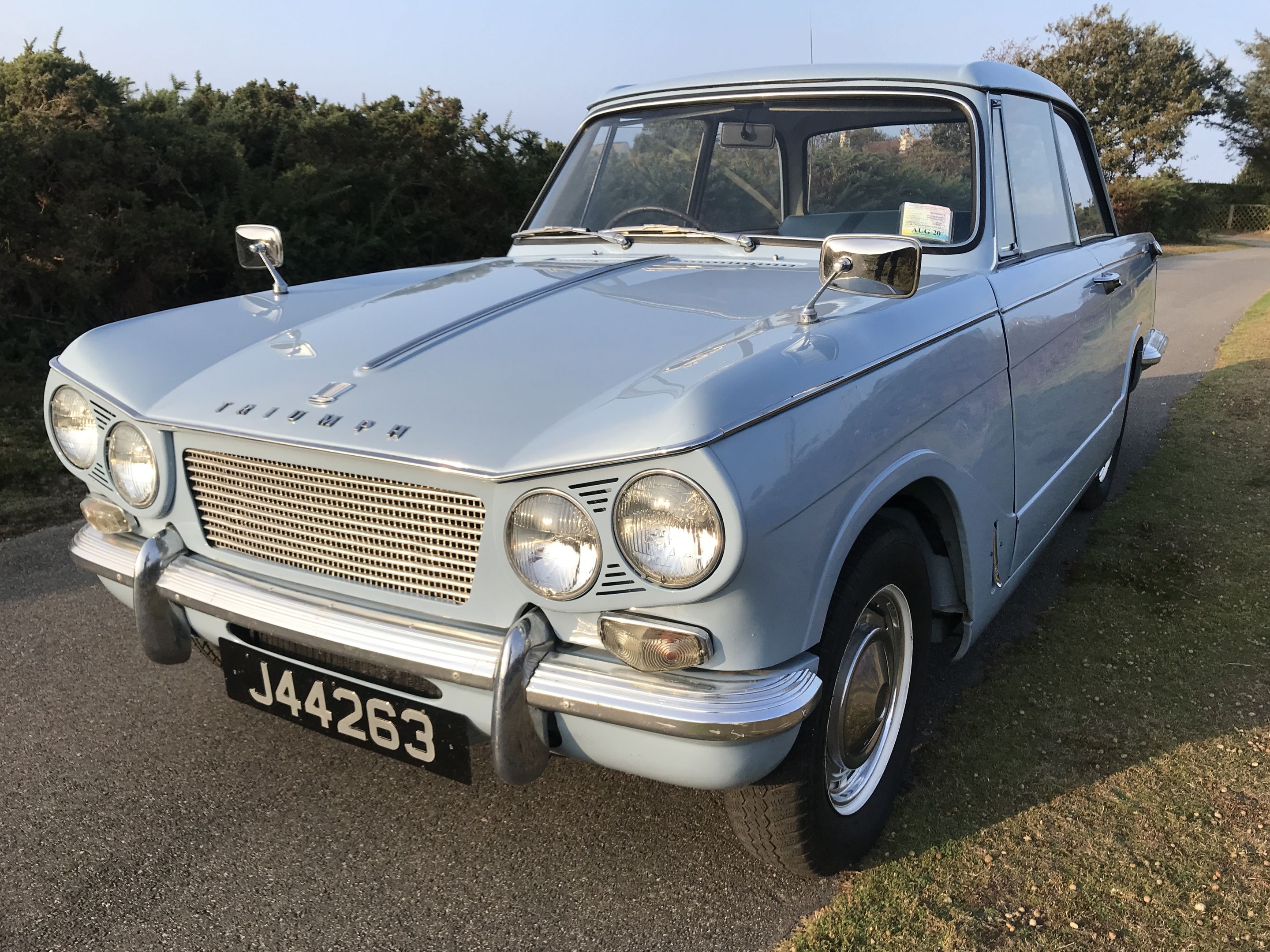Triumph Vitesse 6 Vendre Voiture Ancienne De Collection triumph-vitesse-6-vendre-voiture-ancienne-de-collection