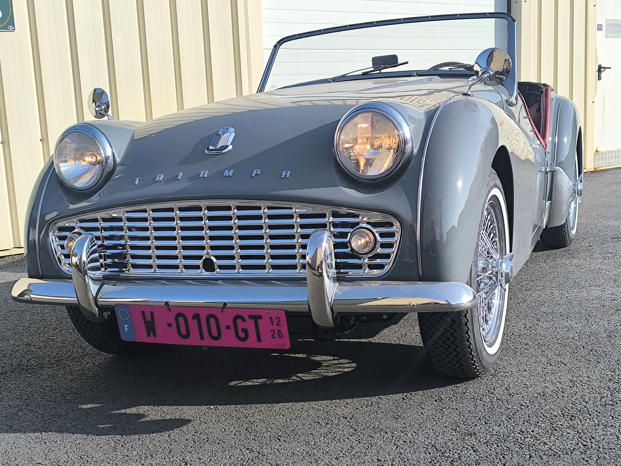 1961 TRIUMPH TR3A CABRIOLET OVERDRIVE, foto 1