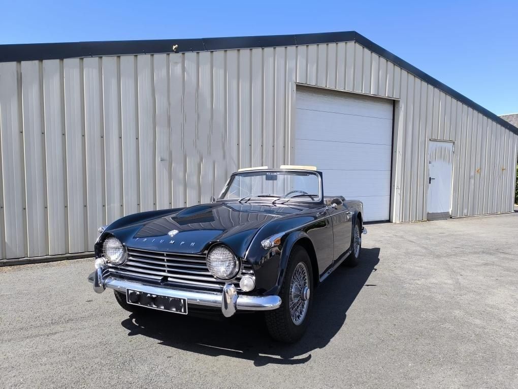 1967 Triumph TR4 IRS TR4A, foto 1