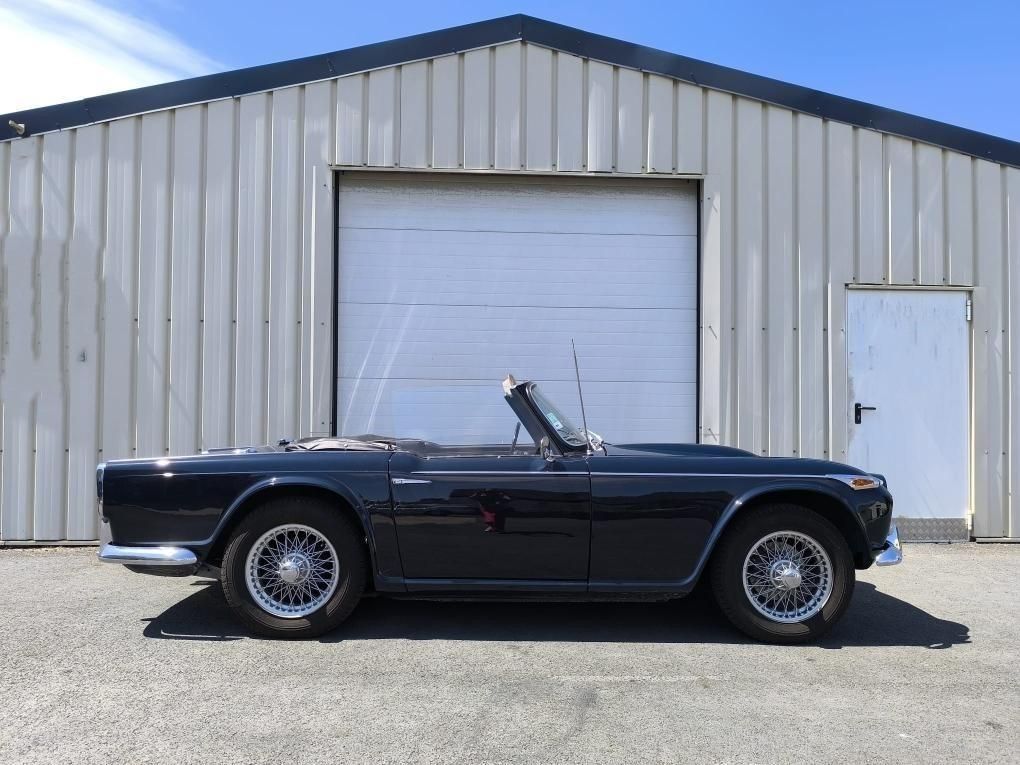 1967 Triumph TR4 IRS TR4A, foto 3