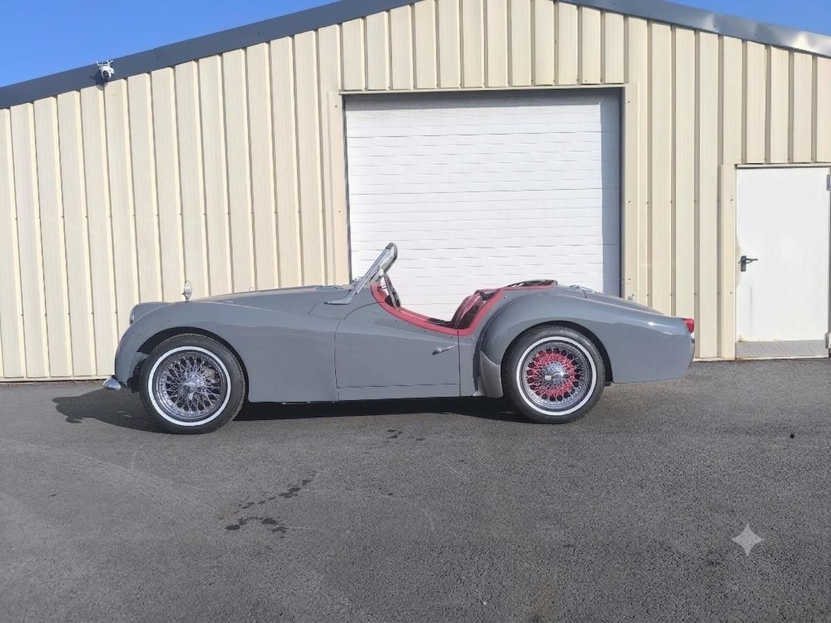 1961 TRIUMPH TR3A CABRIOLET OVERDRIVE, foto 2