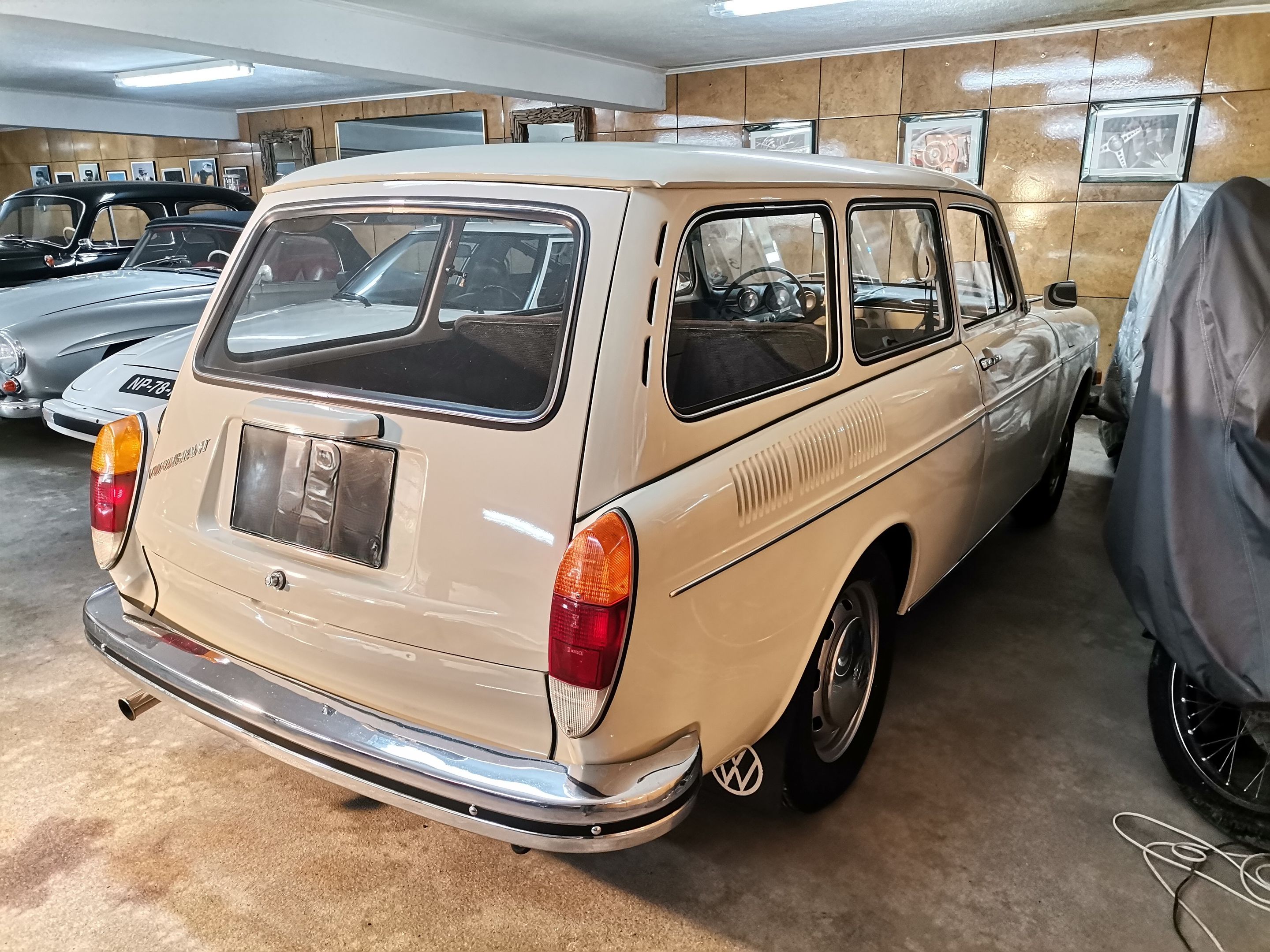 1971 Volkswagen 1600 Variant ( Restored), foto 2