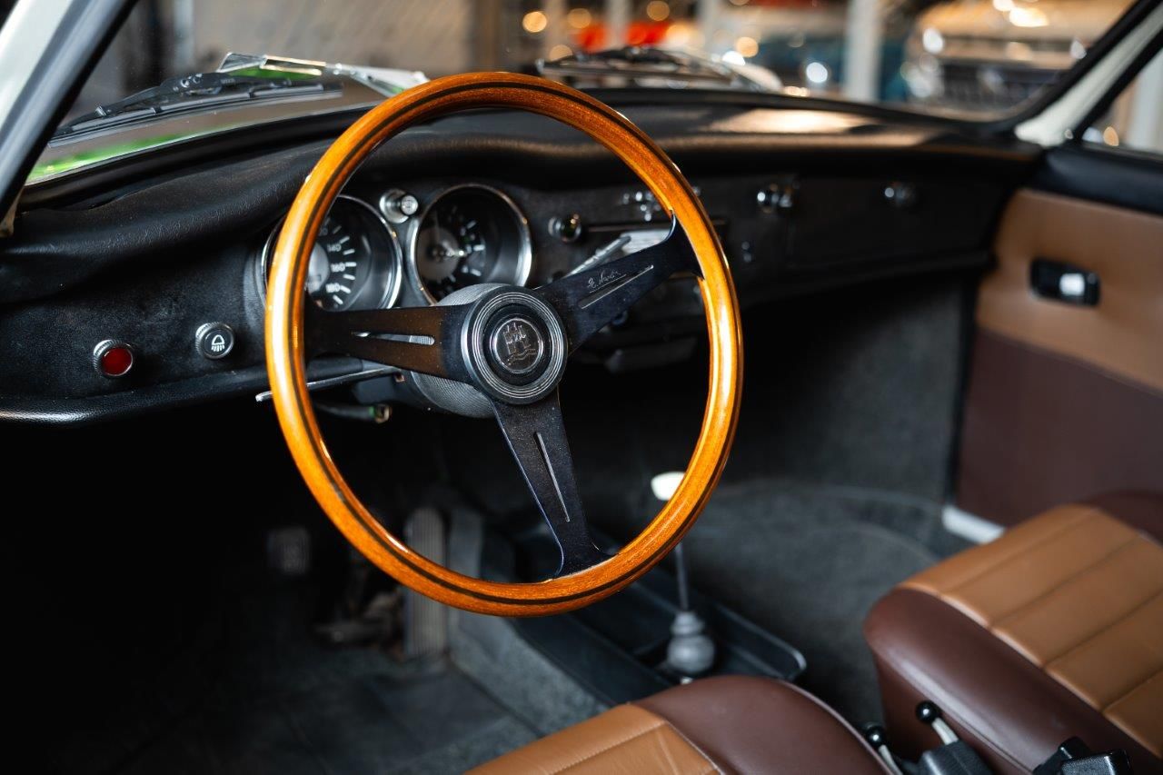 1972 Volkswagen Karmann Ghia, foto 9