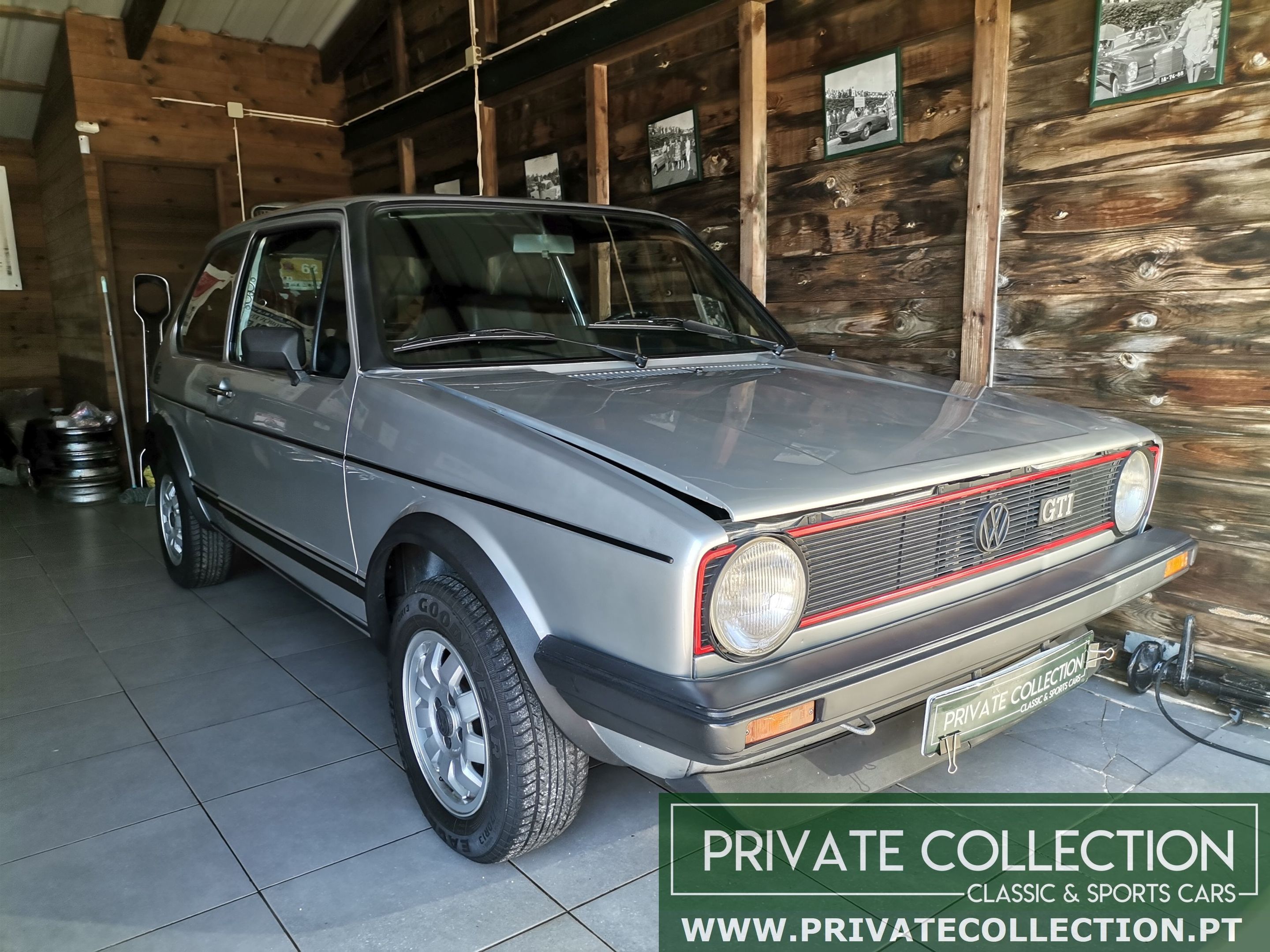 1983 Volkswagen Golf Mark 1 (1974 - 1983) GTI Hatchback, foto 1