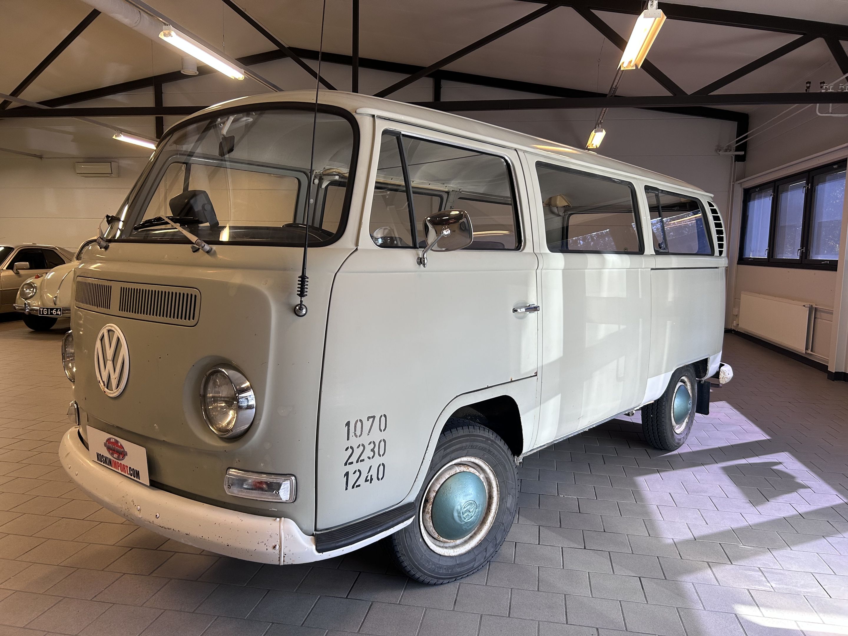 Volkswagen Transporter Bus 1970, foto 1