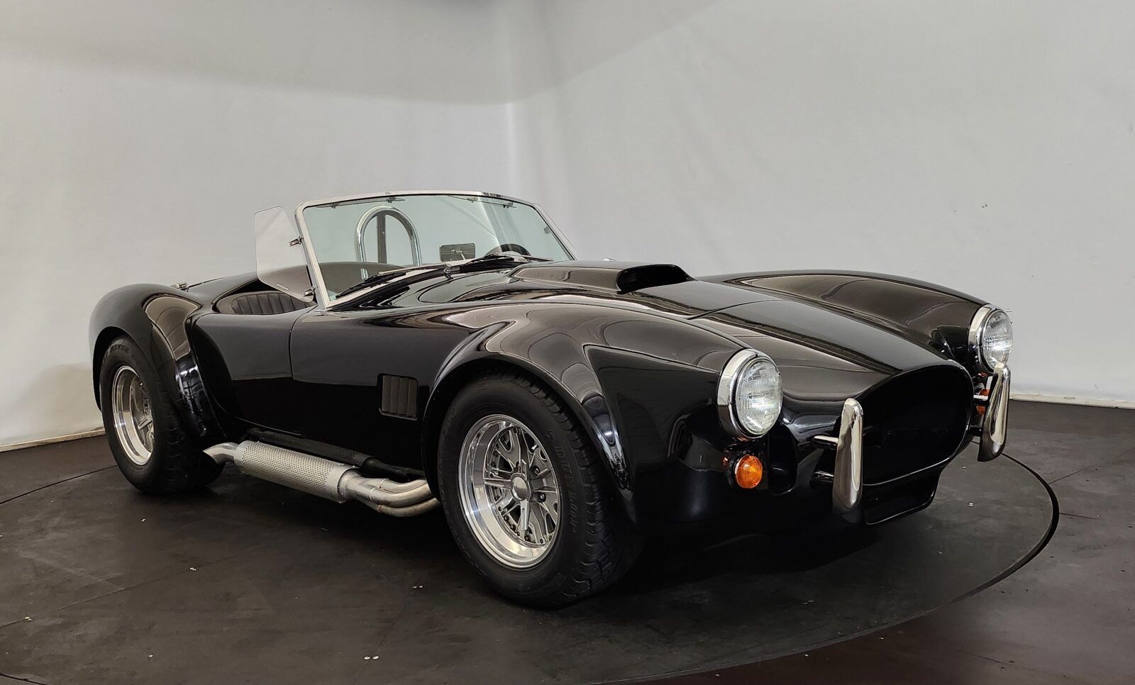 1991 AC Cobra 427, foto 1