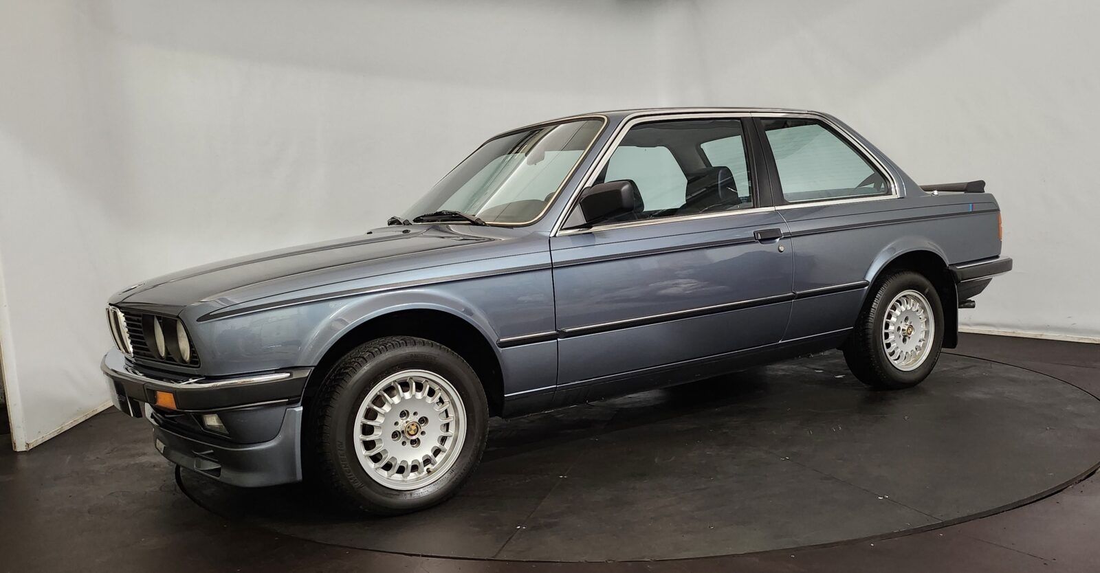 1983 BMW 323i coupé E30, foto 2