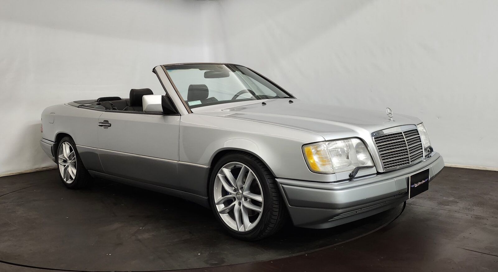 1994 Mercedes E 320 cabriolet, foto 1