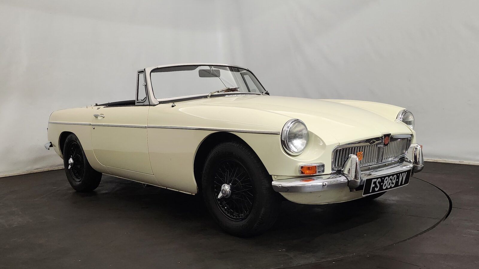 1968 MG B cabriolet MK1, foto 1