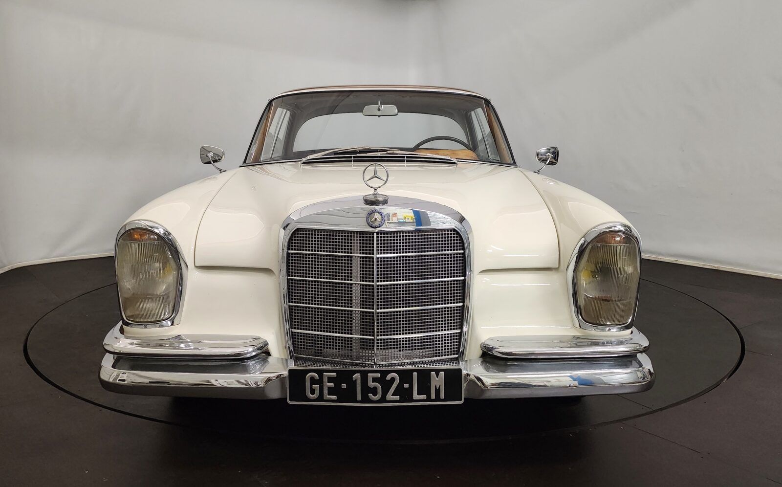 1965 Mercedes 220 SE coupe, foto 6