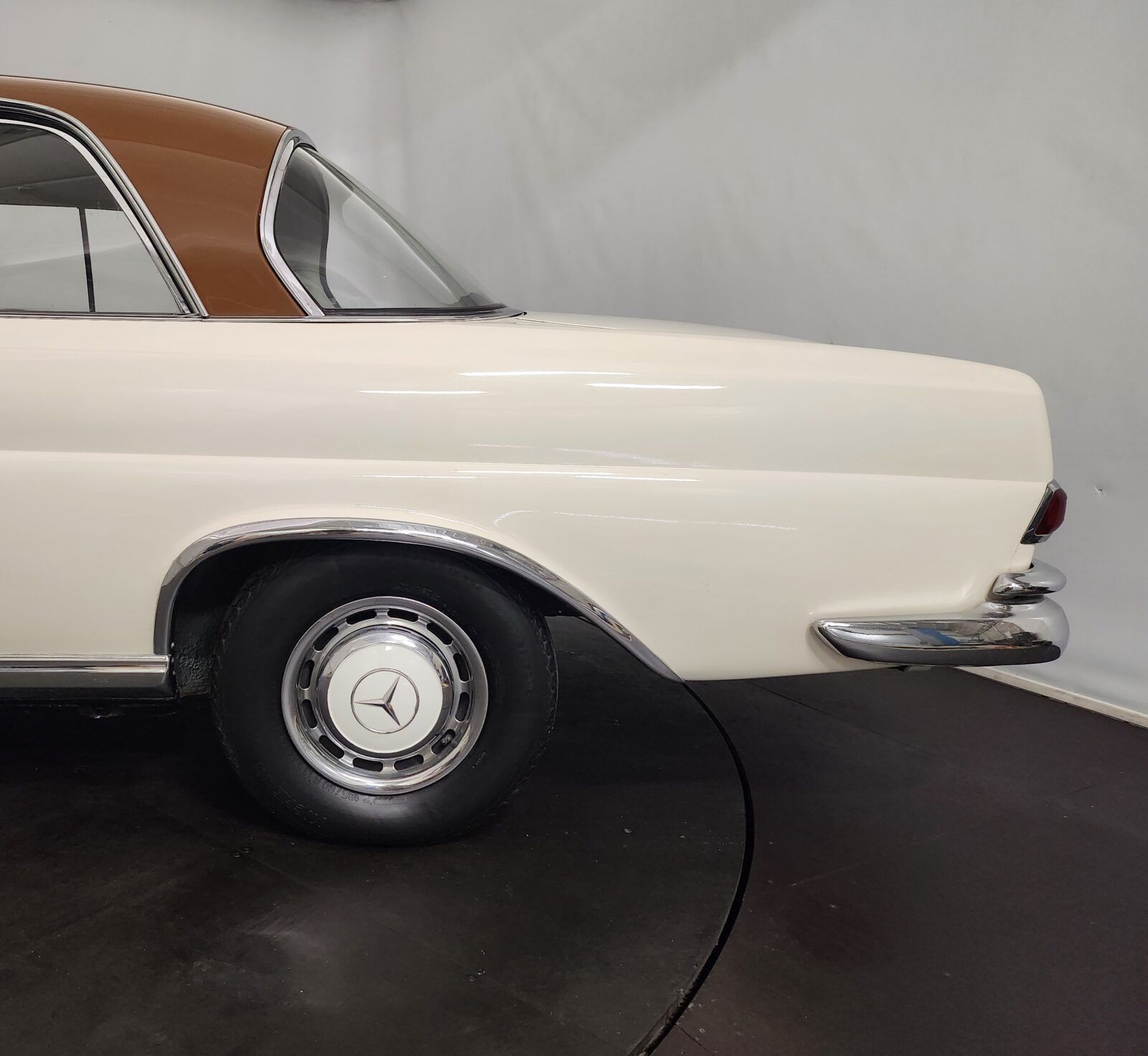 1965 Mercedes 220 SE coupe, foto 11