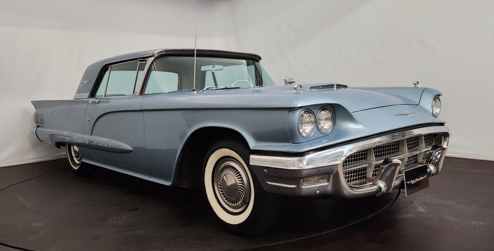 1960 Ford Thunderbird, foto 1