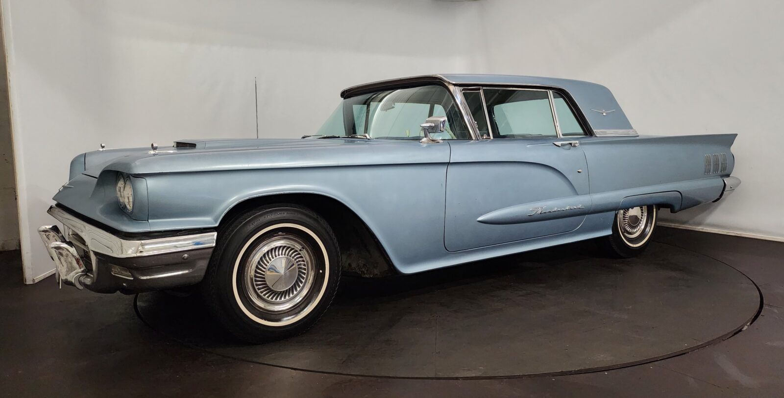 1960 Ford Thunderbird, foto 2