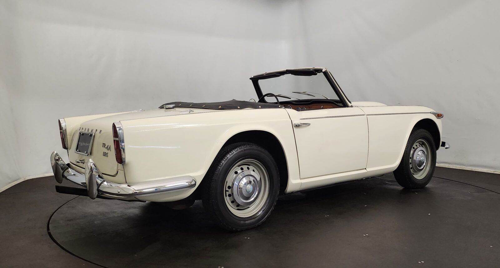 1967 Triumph TR4, foto 4
