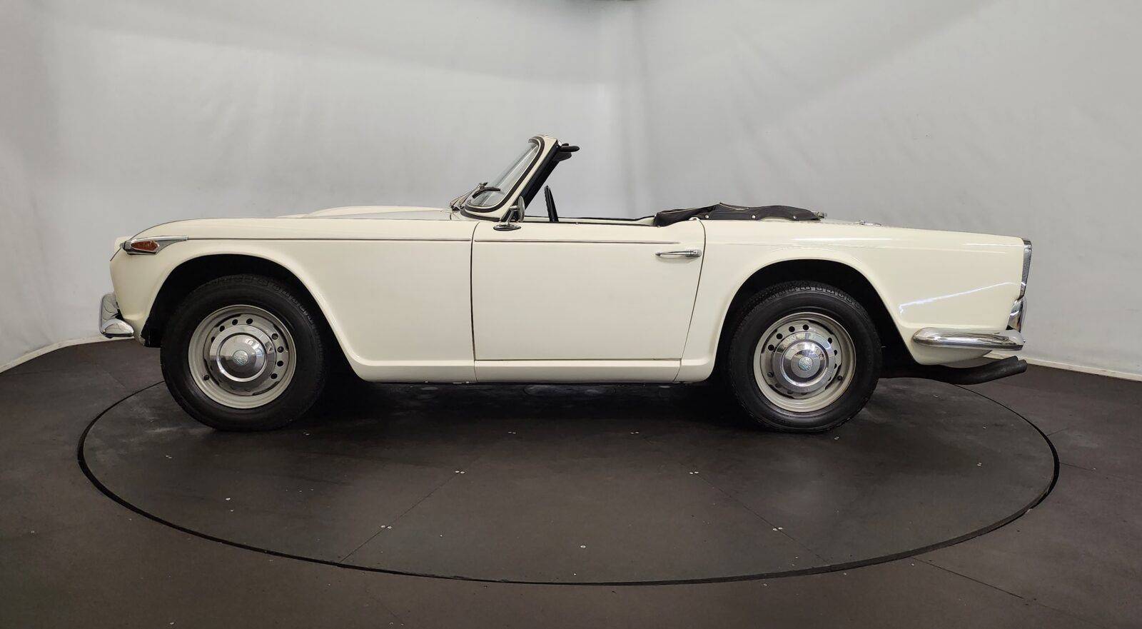 1967 Triumph TR4, foto 9