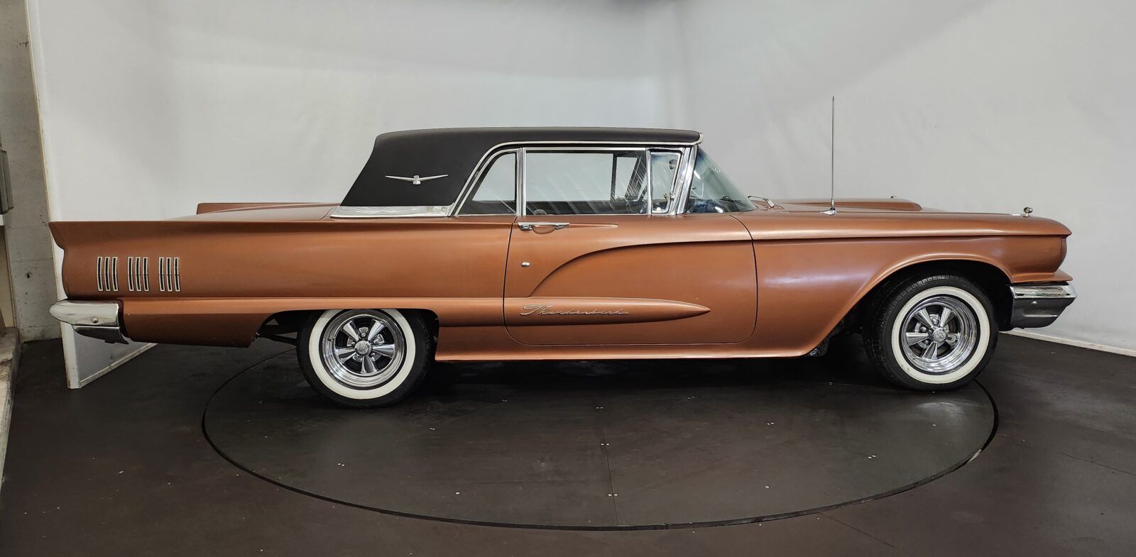 1960 Ford Thunderbird, foto 4