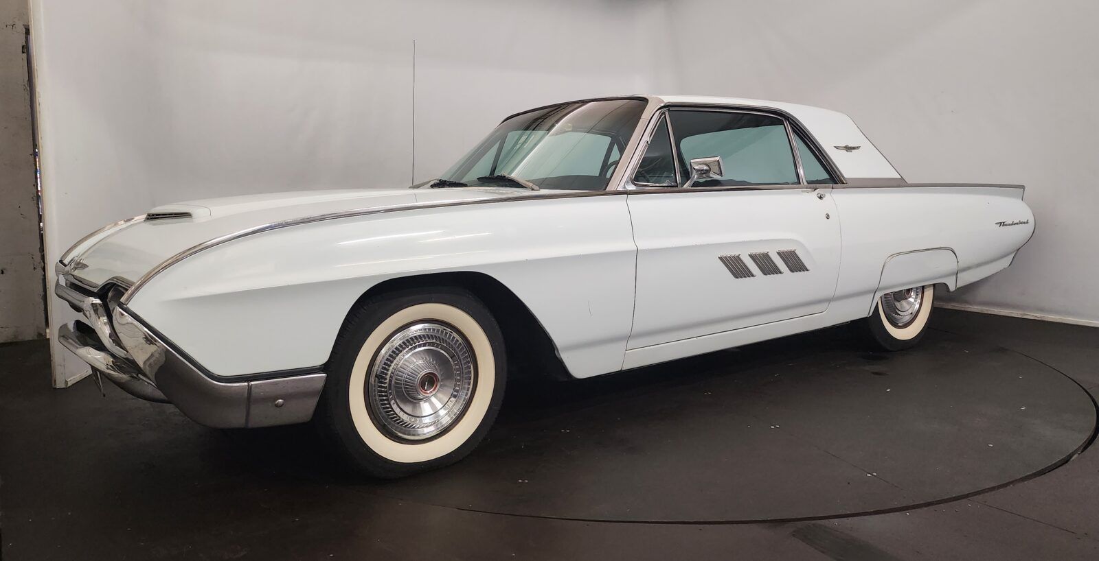 1963 Ford Thunderbird, foto 2