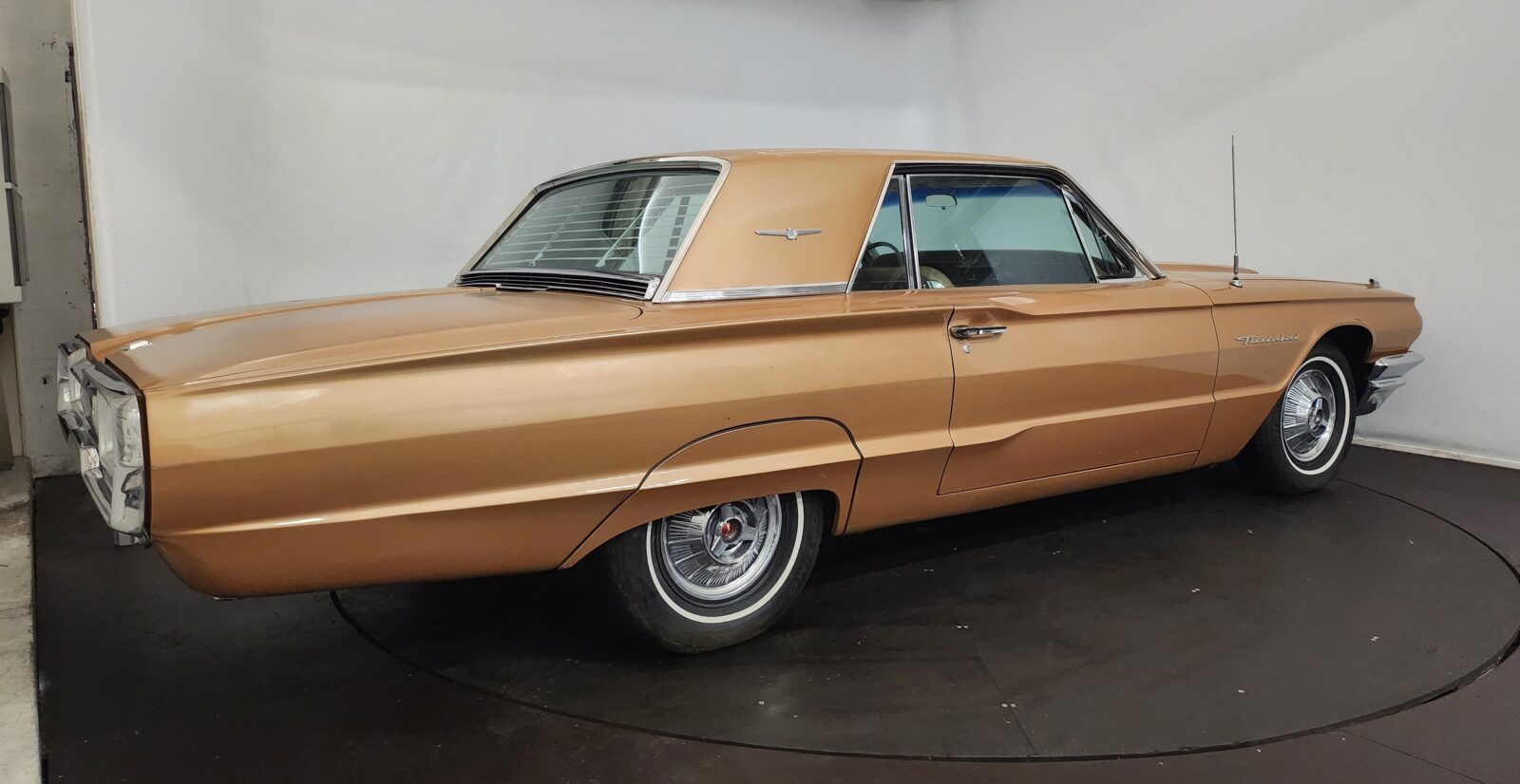 1964 Ford Thunderbird, foto 4
