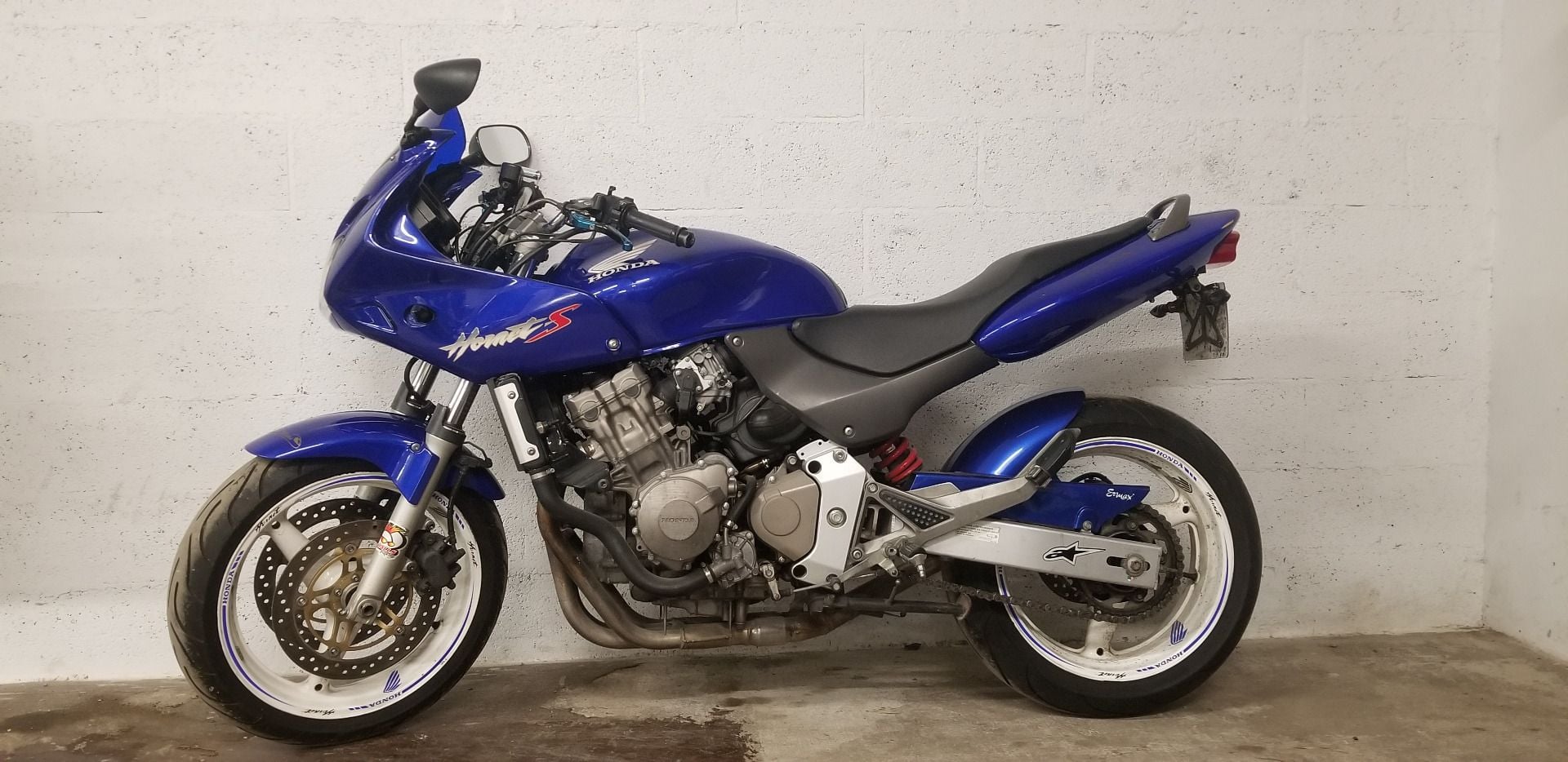 Hornets Rockets 2002 2002 Honda Hornet S à vendre - moto ancienne de collection
