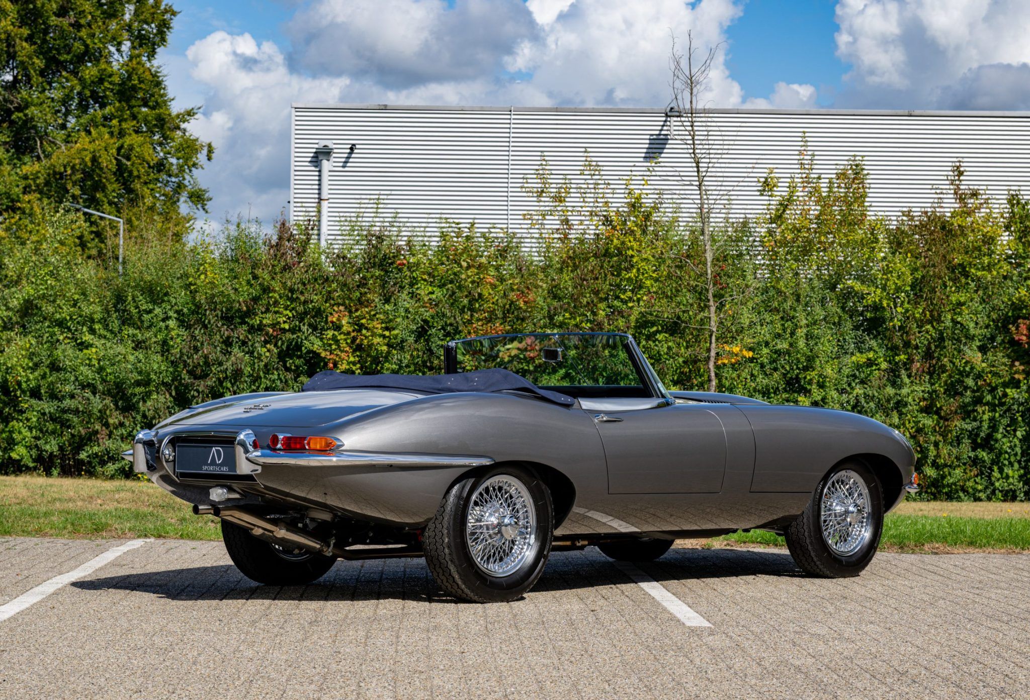1965 Jaguar E-Type S1 Roadster, foto 2