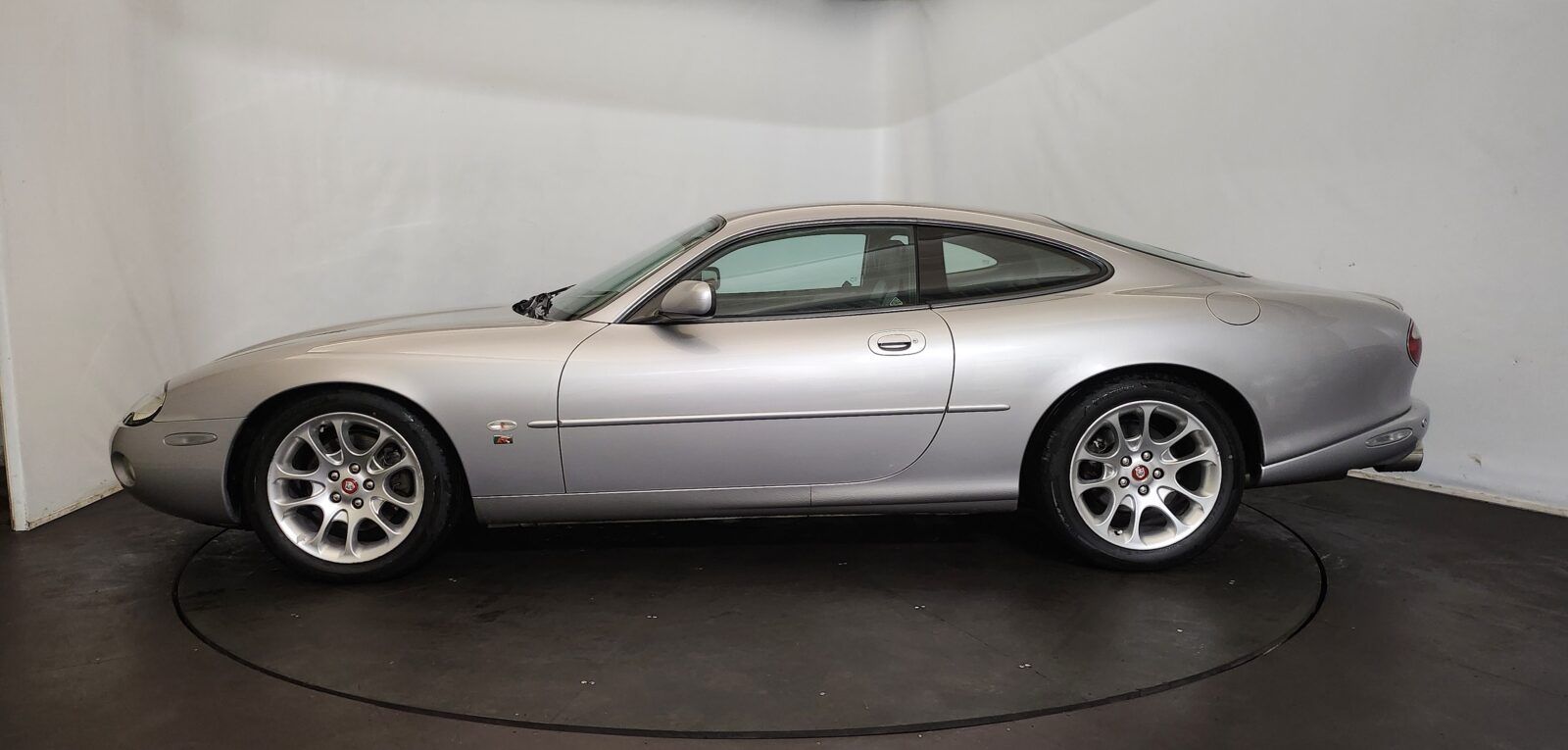 2001 Jaguar XKR, foto 8