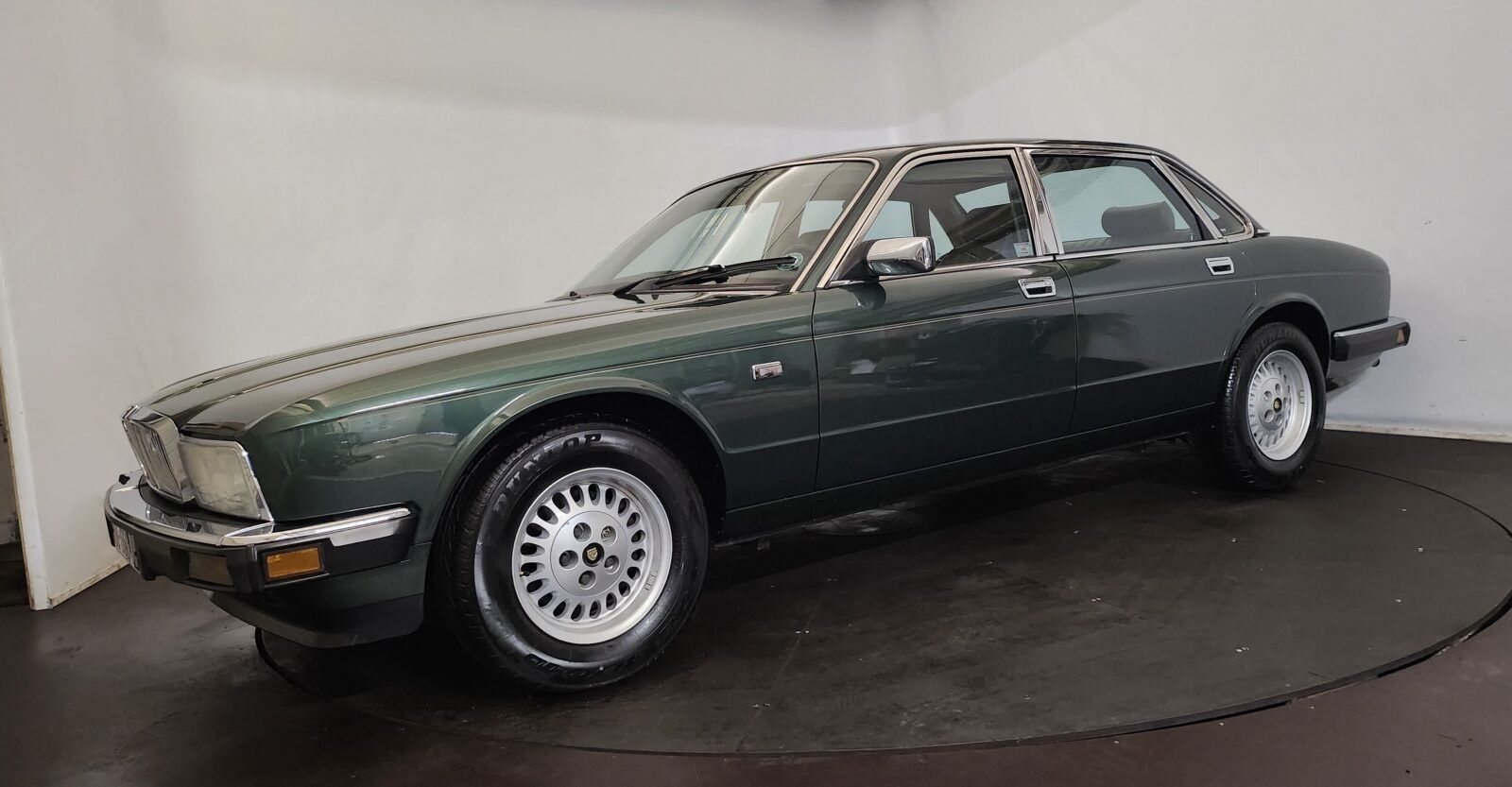 1989 Jaguar XJ40 Sovereign, foto 2