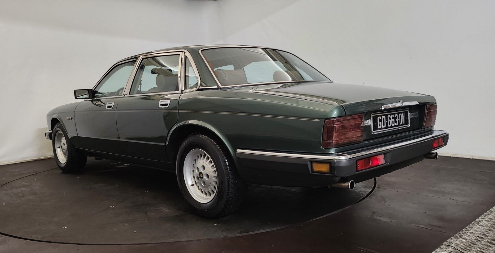 1989 Jaguar XJ40 Sovereign, foto 3