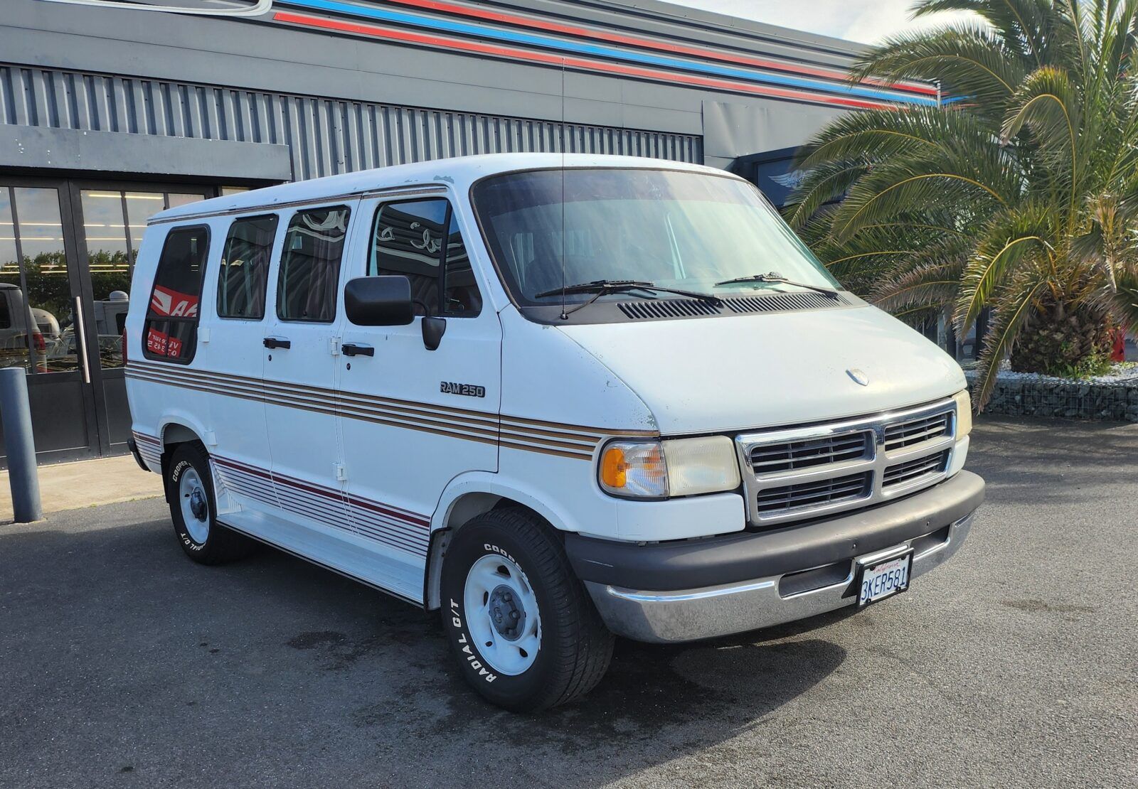 1994 Dodge B250 Primetime By Glaval Vans, foto 1