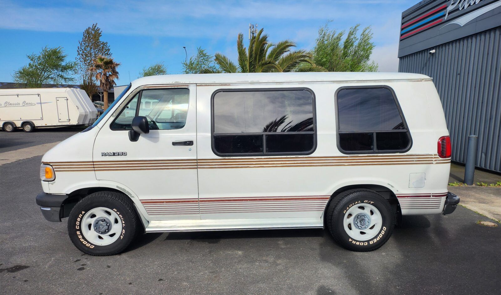 1994 Dodge B250 Primetime By Glaval Vans, foto 8