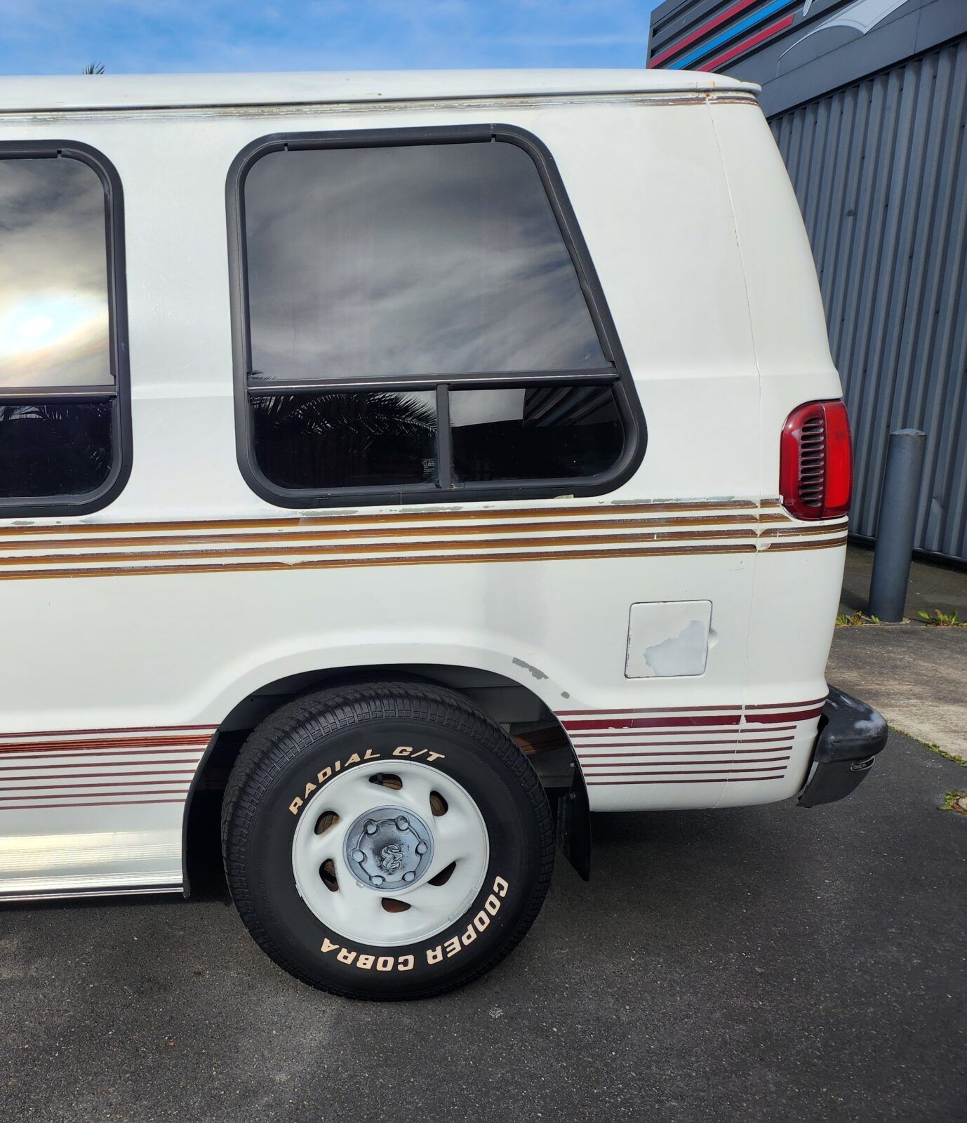 1994 Dodge B250 Primetime By Glaval Vans, foto 11