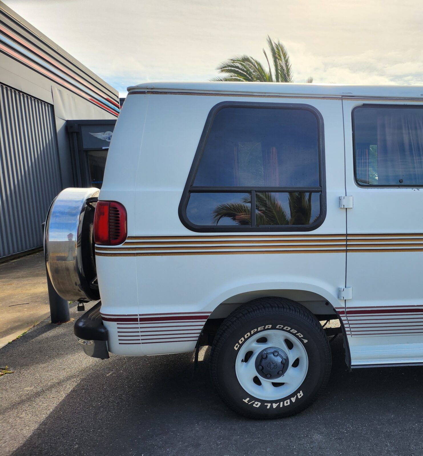 1994 Dodge B250 Primetime By Glaval Vans, foto 12