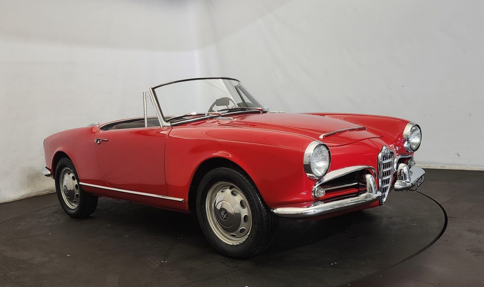 1963 Alfa Romeo Giulia Spider 1600, foto 1