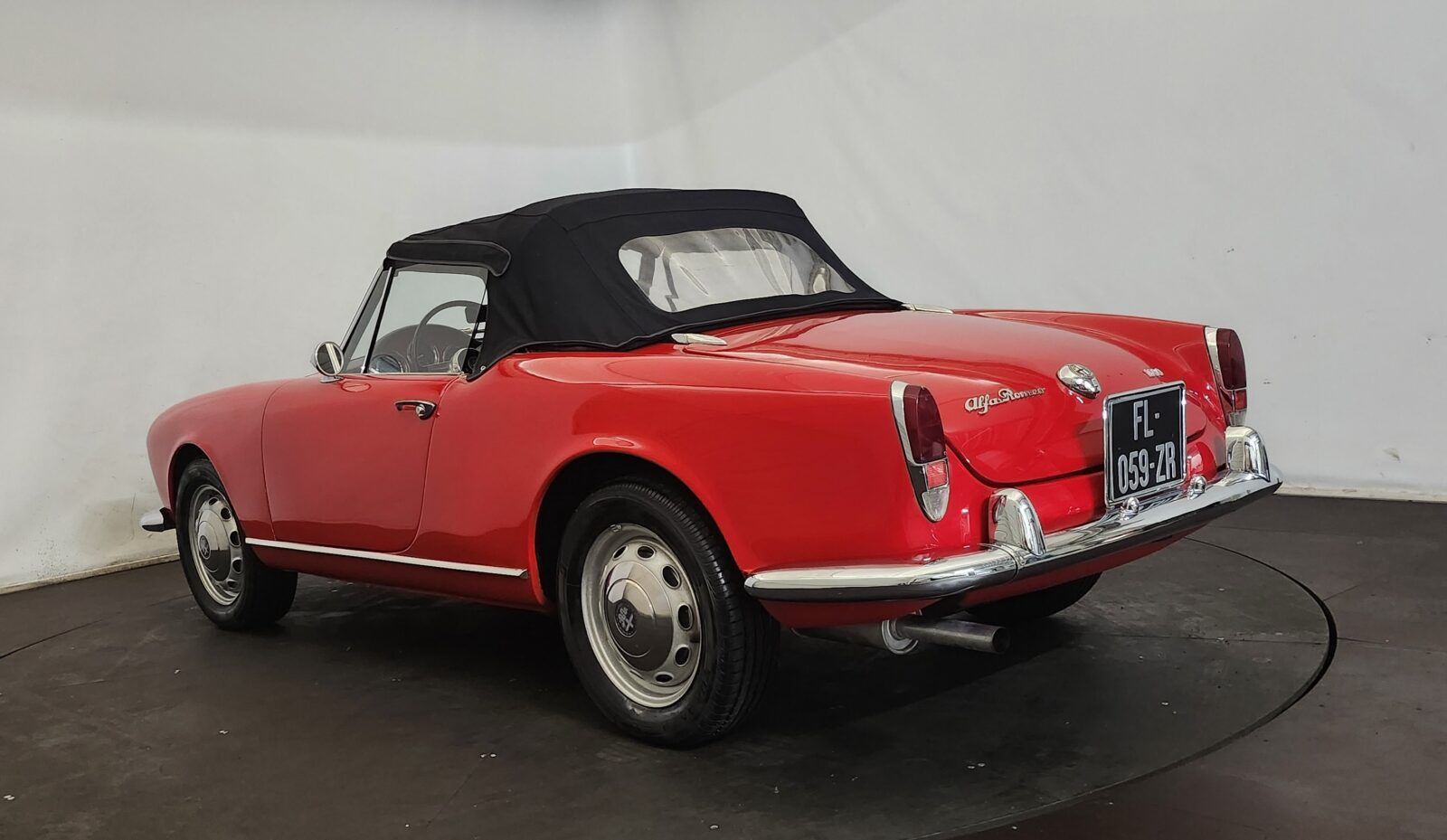 1963 Alfa Romeo Giulia Spider 1600, foto 3
