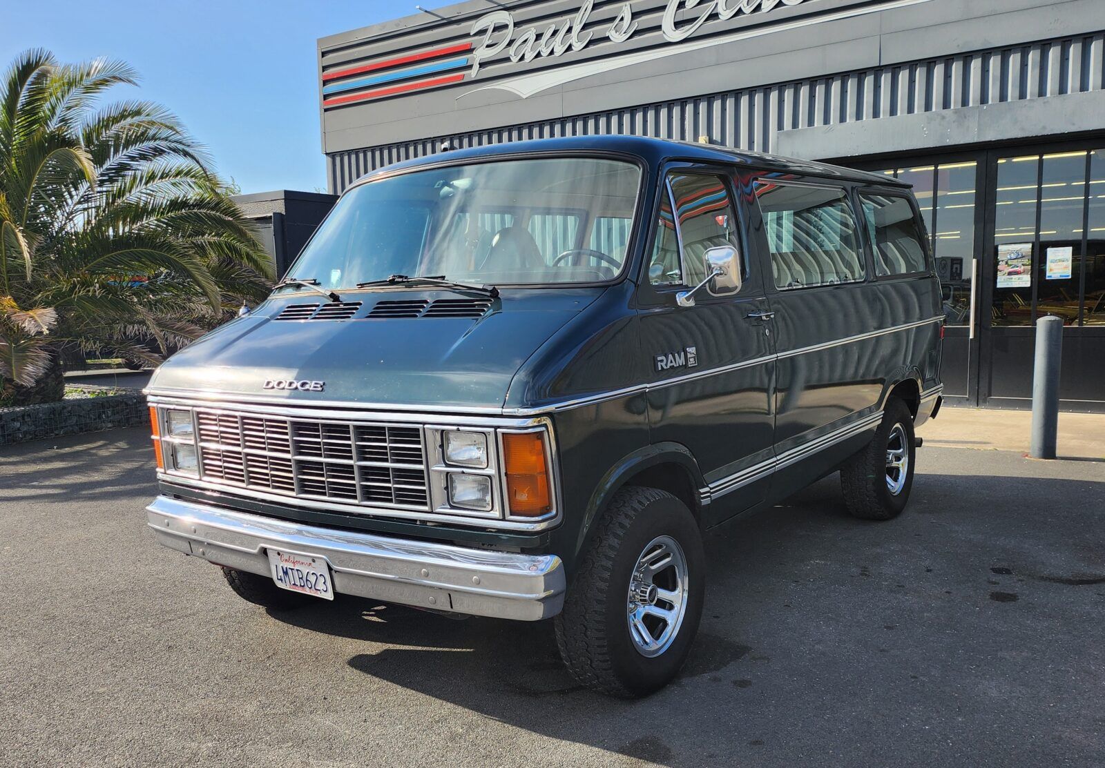 1983 Dodge B150, foto 2