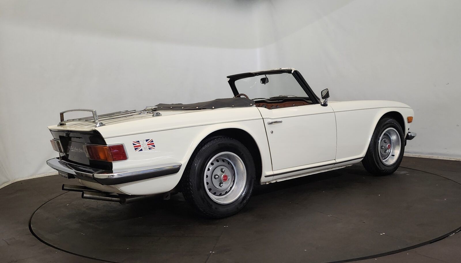 1974 Triumph TR6, foto 4