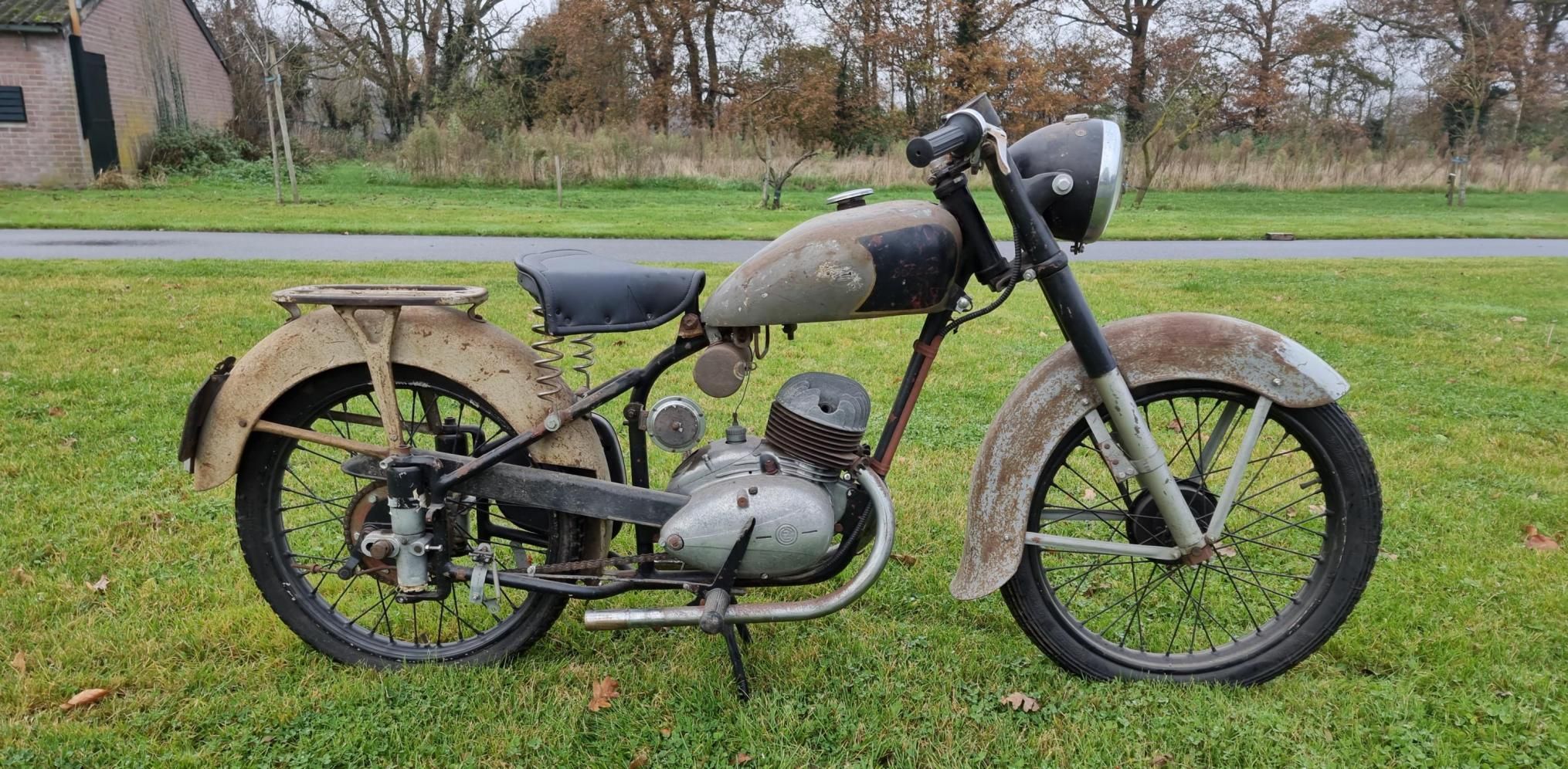 1950 CZ Socovel/CZ 150cc, foto 1