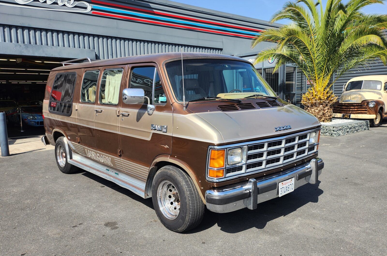 1989 Dodge B250 Landmark, foto 1