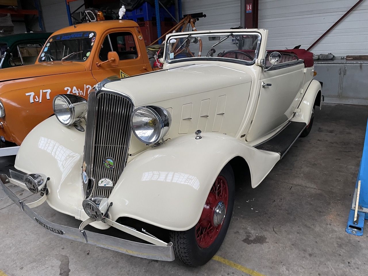 1934 Renault VivaSport, foto 1