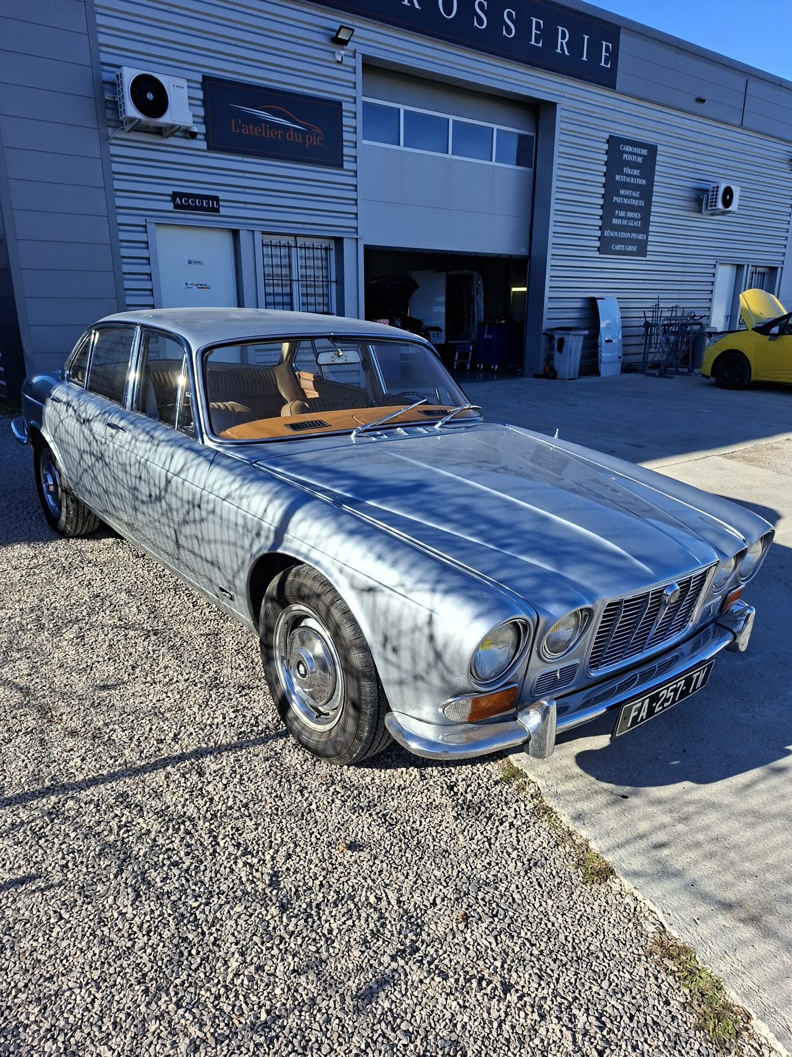1969 Jaguar XJ6, foto 1