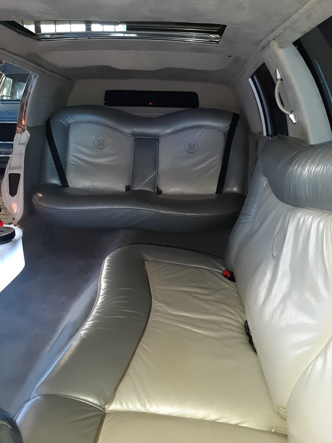 1988 Cadillac Fleetwood Brougham, foto 1