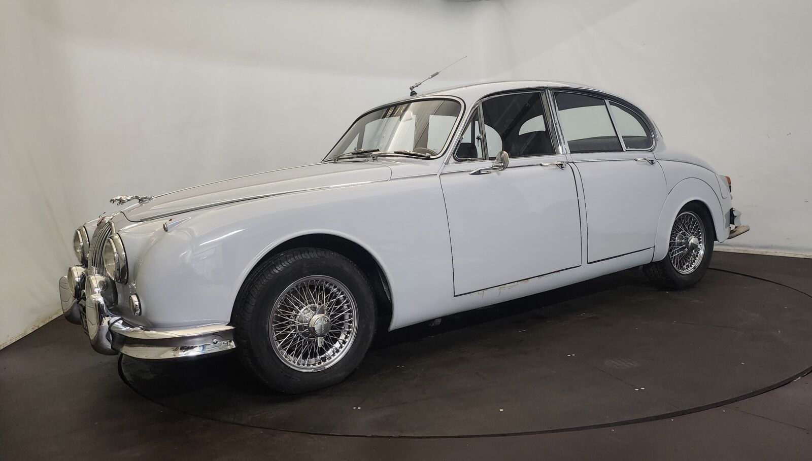 1961 Jaguar MK2 3.8, foto 2