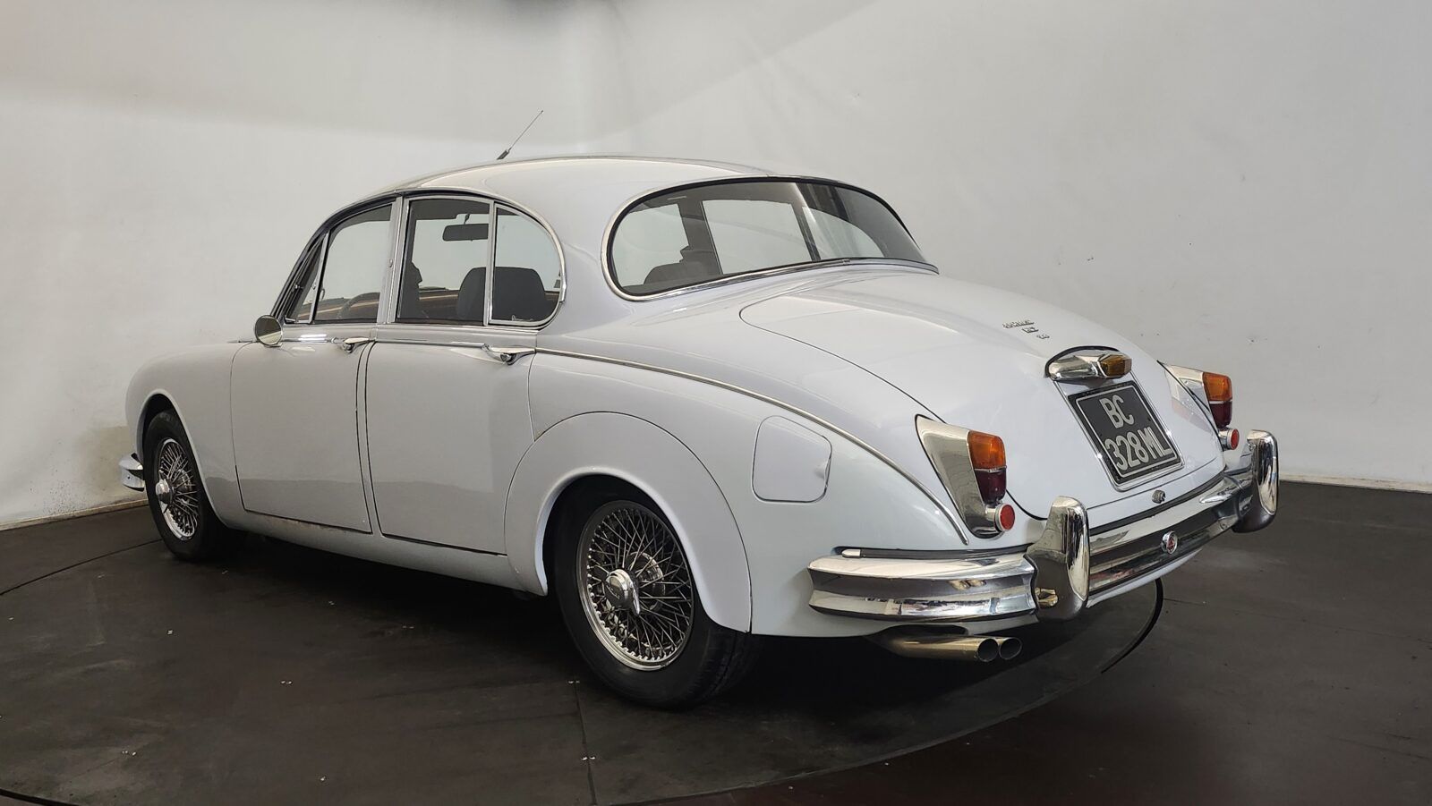 1961 Jaguar MK2 3.8, foto 3