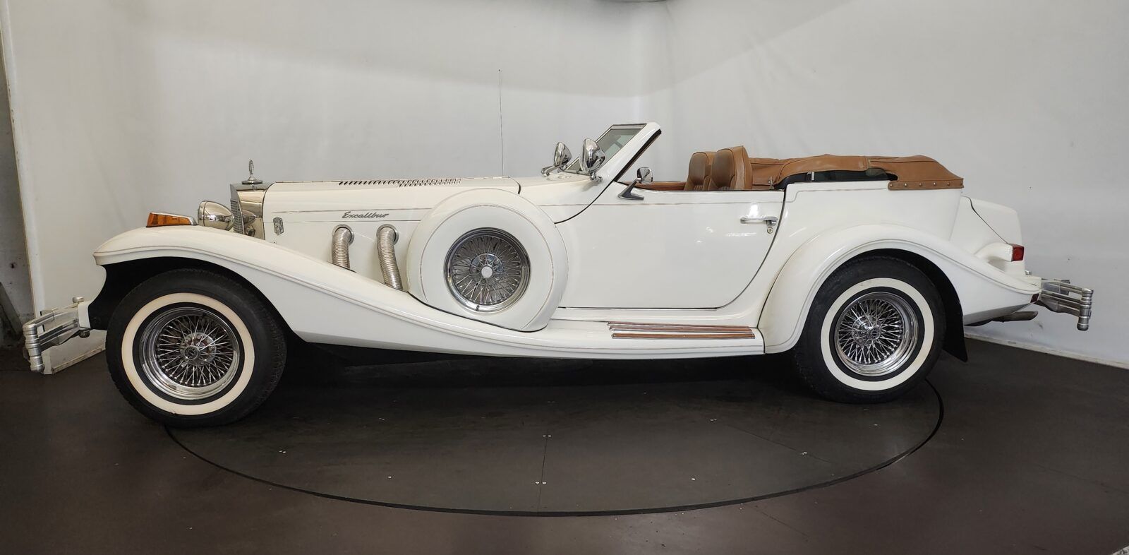 1981 Excalibur Phaeton Series IV, foto 8