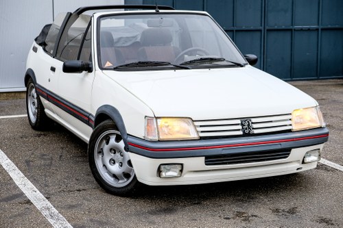 1988 Peugeot 205 CTI 1.6L Phase 2 à vendre (picture 1 of 95)