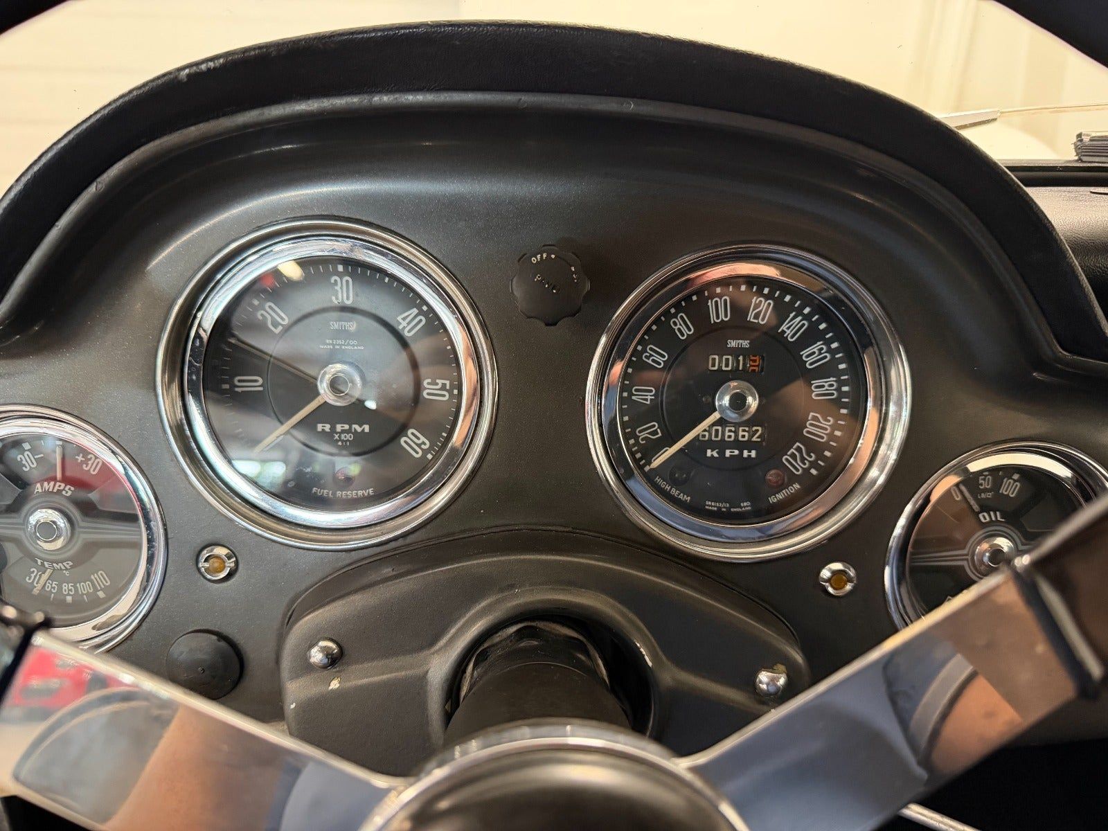 1958 Aston Martin DB 2/4 Coupé MK. 3, foto 11