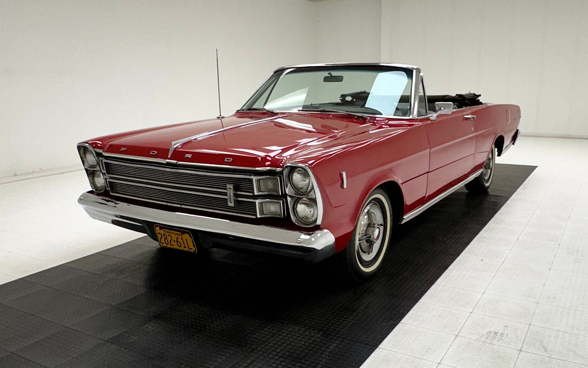 1966 Ford Galaxie 500 Convertible, foto 2