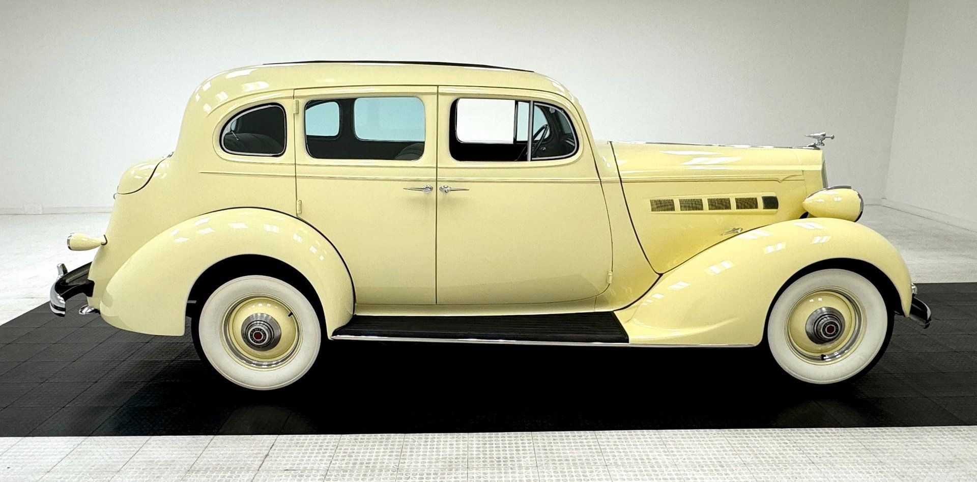 1936 Packard 120 Series Sedan, foto 6