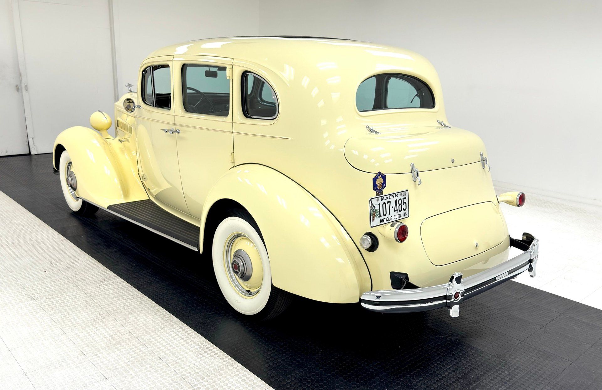 1936 Packard 120 Series Sedan, foto 3