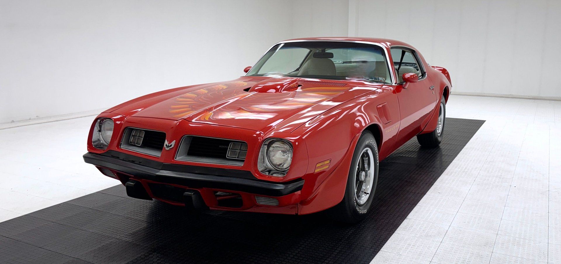 1975 Pontiac Firebird Trans Am Coupe, foto 1